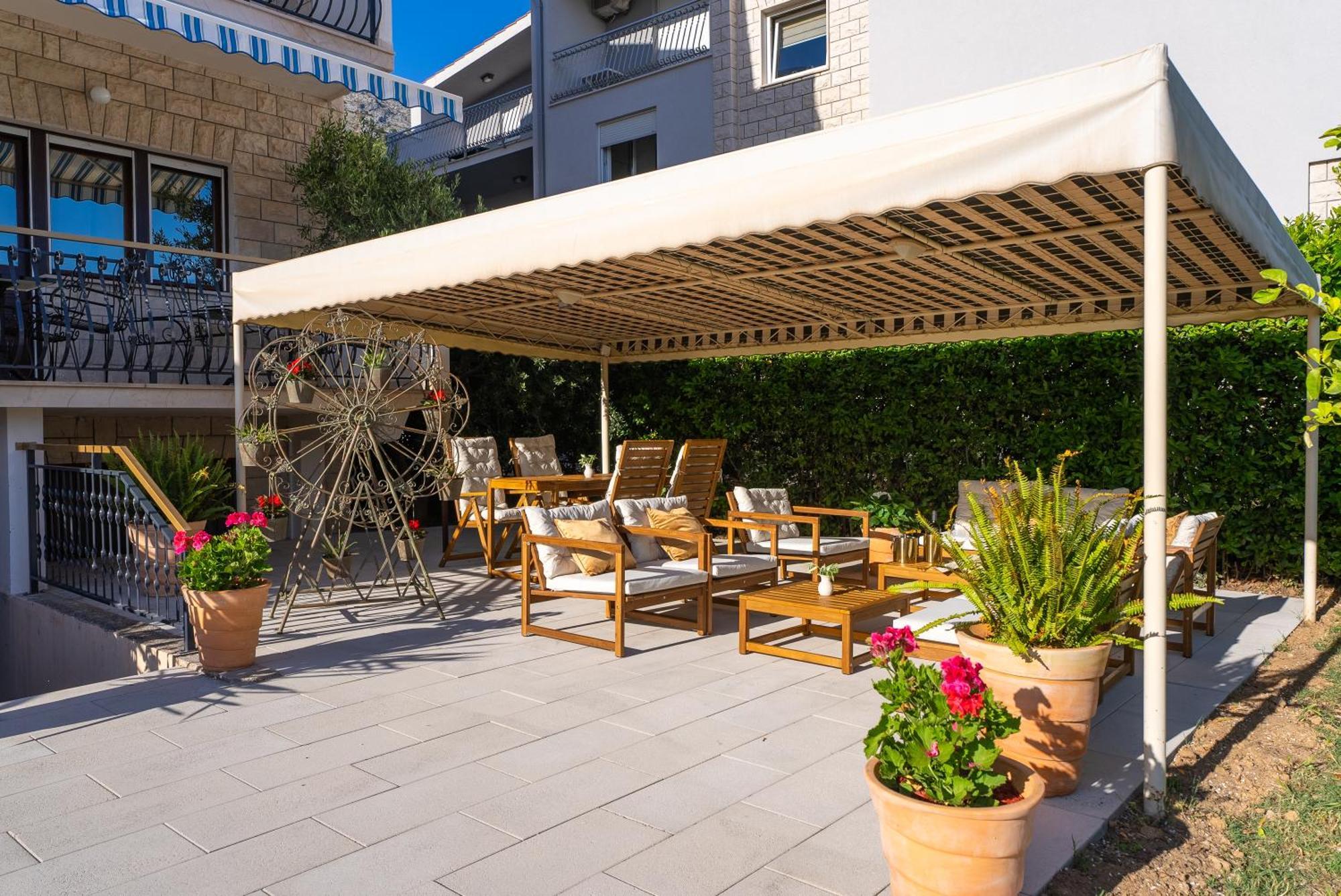 Storge Boutique Bed & Breakfast Omiš Eksteriør bilde