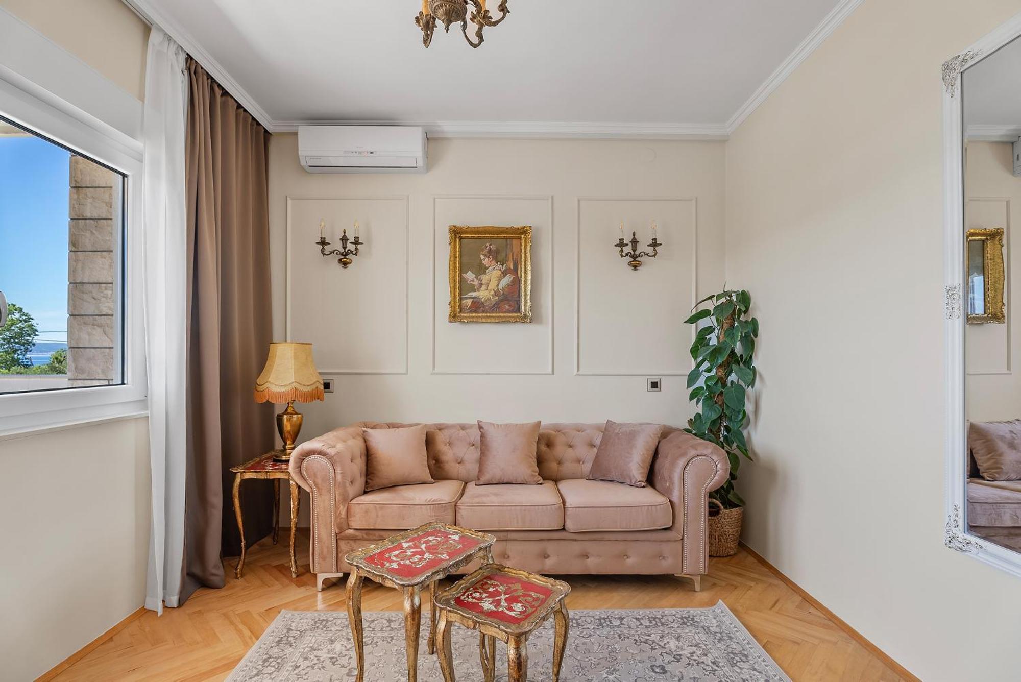Storge Boutique Bed & Breakfast Omiš Eksteriør bilde