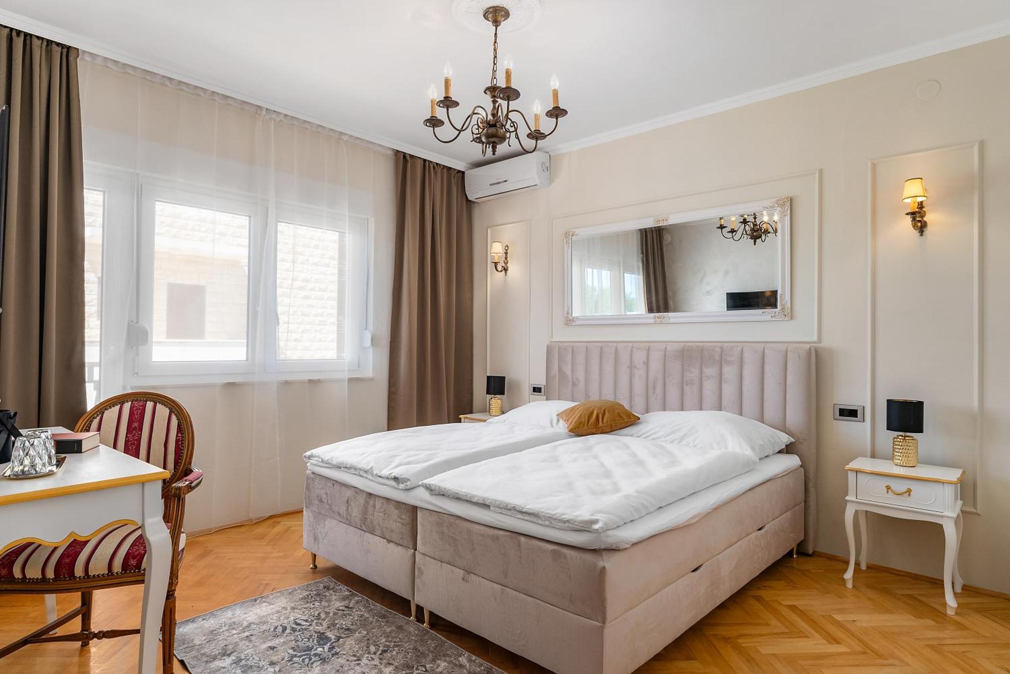 Storge Boutique Bed & Breakfast Omiš Eksteriør bilde